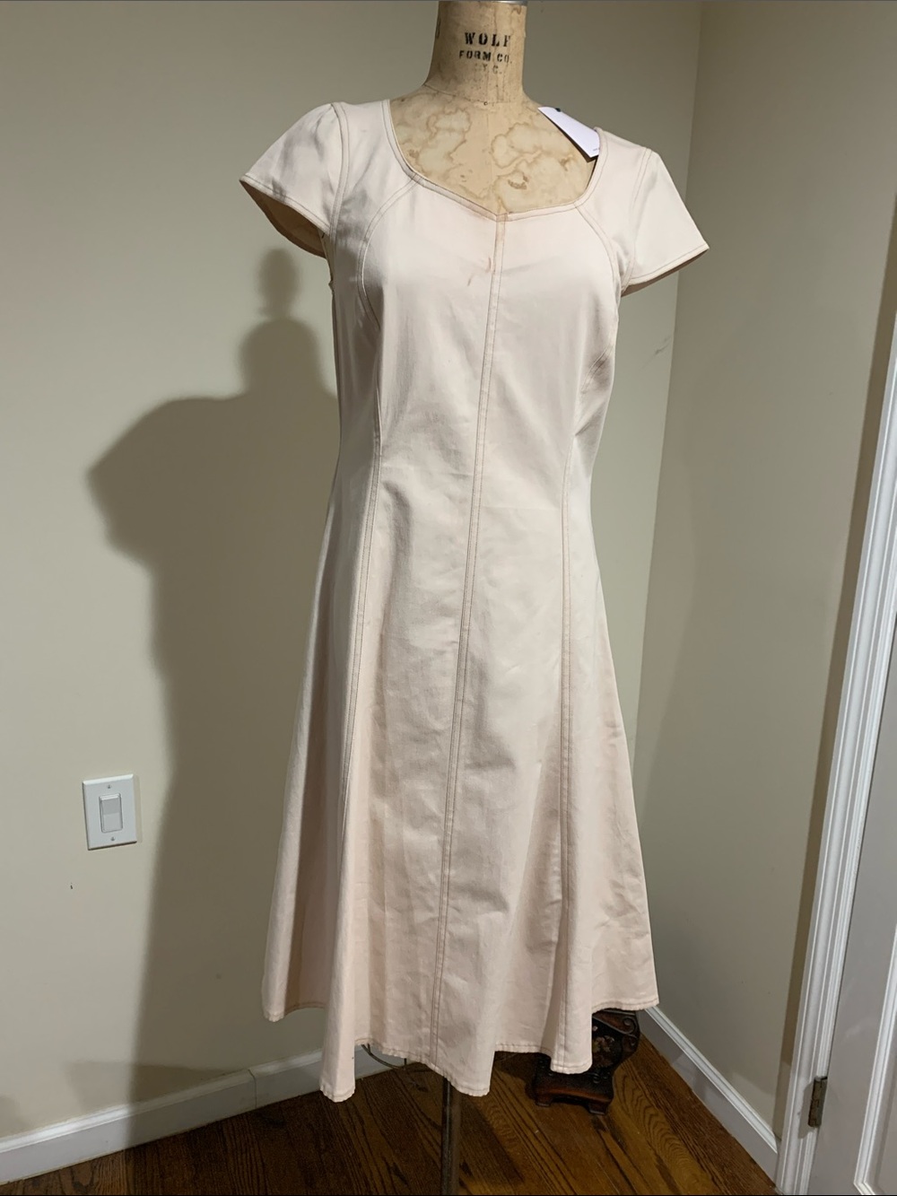 NWT Cream Cap-Sleeve Midi Dress with A-Line Silhouette